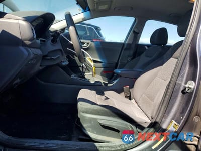 Zdjęcie 7 z 12 samochodu: 2019 HYUNDAI IONIQ BLUE VIN:KMHC65LC9KU168760 - miniatura