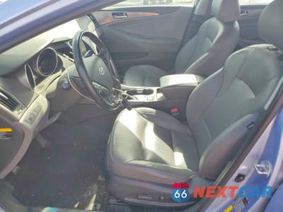 Zdjęcie 7 z 12 samochodu: 2013 HYUNDAI SONATA HYBRID VIN:KMHEC4A41DA099283 - miniatura