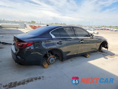 Trzecie zdjęcie samochodu z tyłu: 2019 INFINITI Q50 3.0T LUXE VIN:JN1EV7AR3KM552331 - miniatura