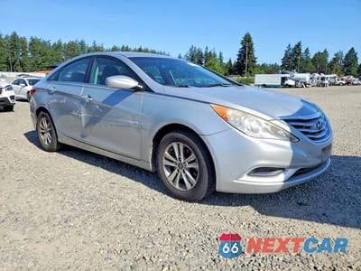 Czwarte zdjęcie samochodu z boku: 2011 HYUNDAI SONATA GLS VIN:5NPEB4AC9BH269944 - miniatura