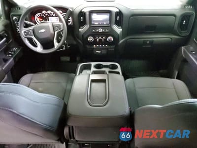 Zdjęcie 8 z 12 samochodu: 2021 CHEVROLET SILVERADO K1500 CUSTOM VIN:3GCPYBEK7MG256263 - miniatura