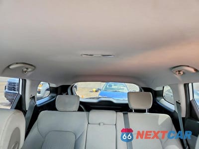 Zdjęcie 10 z 13 samochodu: 2018 HYUNDAI SANTA FE SE VIN:KM8SM4HF6JU271874 - miniatura