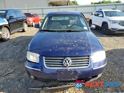 Piąte zdjęcie samochodu w środku: 2002 VOLKSWAGEN PASSAT GLS VIN:WVWPD63B92P435158 - miniatura