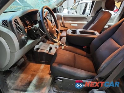 Zdjęcie 7 z 12 samochodu: 2010 CHEVROLET SILVERADO K1500 VIN:1GCSKPE05AZ244518 - miniatura