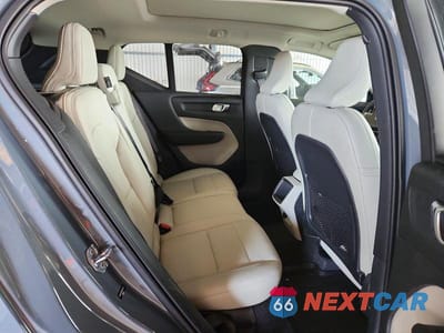 Zdjęcie 10 z 12 samochodu: 2021 VOLVO XC40 T5 MOMENTUM VIN:YV4162UK8M2409381 - miniatura