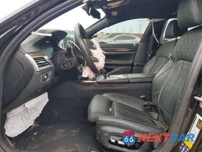Zdjęcie 7 z 12 samochodu: 2022 BMW 750 XI VIN:WBA7U2C03NCJ39116 - miniatura