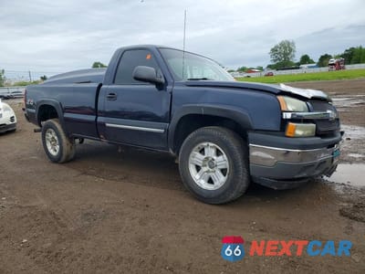 Czwarte zdjęcie samochodu z boku: 2005 CHEVROLET SILVERADO VIN:1GCEK14T35E183687 - miniatura