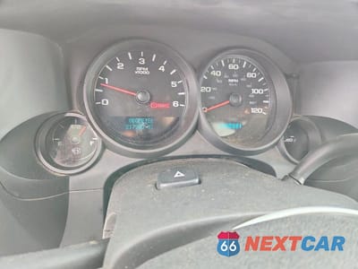 Zdjęcie 9 z 12 samochodu: 2007 CHEVROLET SILVERADO K1500 VIN:1GCEK14057E547519 - miniatura