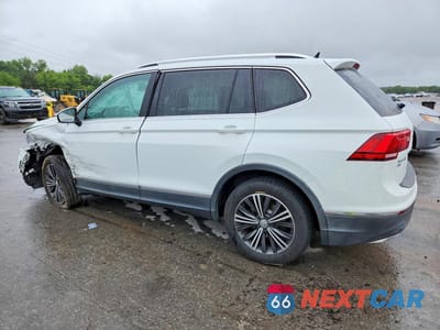 Drugie zdjęcie samochodu z przodu: 2019 VOLKSWAGEN TIGUAN SE VIN:3VV2B7AX5KM086673 - miniatura