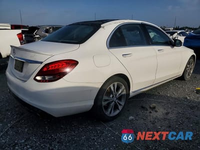 Trzecie zdjęcie samochodu z tyłu: 2017 MERCEDES-BENZ C 300 VIN:WDDWF4JB1HR254992 - miniatura