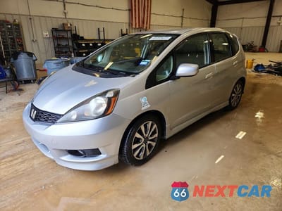 2013 HONDA FIT SPORT JHMGE8H51DC022302 - główne zdjęcie licytacji z USA - miniatura