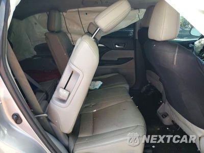 Zdjęcie 11 z 13 samochodu: 2016 TOYOTA HIGHLANDER XLE VIN:5TDKKRFH4GS148146 - miniatura