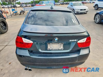 Zdjęcie 6 z 12 samochodu: 2008 BMW 328 I VIN:WBAVA375X8NL48986 - miniatura