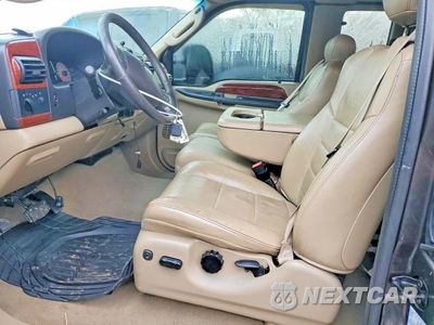 Zdjęcie 7 z 11 samochodu: 2006 FORD F350 SRW SUPER DUTY VIN:1FTWX31P16EA87907 - miniatura
