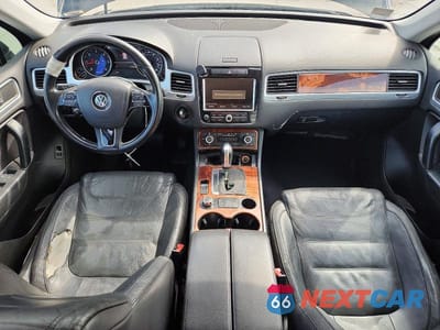 Zdjęcie 8 z 13 samochodu: 2012 VOLKSWAGEN TOUAREG V6 TDI VIN:WVGEK9BP3CD005992 - miniatura
