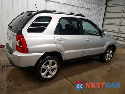 Trzecie zdjęcie samochodu z tyłu: 2010 KIA SPORTAGE EX VIN:KNDKHCA3XA7717347 - miniatura