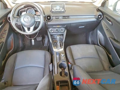 Zdjęcie 8 z 12 samochodu: 2016 SCION IA BASE VIN:3MYDLBZV2GY114022 - miniatura