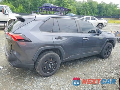 Trzecie zdjęcie samochodu z tyłu: 2019 TOYOTA RAV4 LE VIN:JTMH1RFV2KD011133 - miniatura