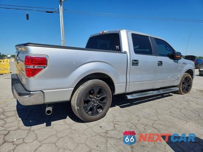 Trzecie zdjęcie samochodu z tyłu: 2011 FORD F150 SUPERCREW VIN:1FTFW1CF3BFC77448 - miniatura