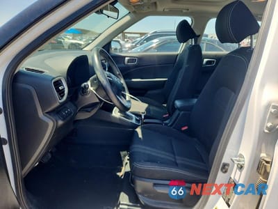 Zdjęcie 7 z 12 samochodu: 2021 HYUNDAI VENUE SEL VIN:KMHRC8A37MU083734 - miniatura