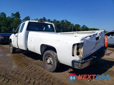Drugie zdjęcie samochodu z przodu: 2008 CHEVROLET SILVERADO C2500 HEAVY DUTY VIN:1GCHC29K68E151286 - miniatura