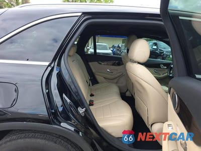 Zdjęcie 6 z 12 samochodu: 2017 MERCEDES-BENZ GLC 300 VIN:WDC0G4JB4HF182047 - miniatura