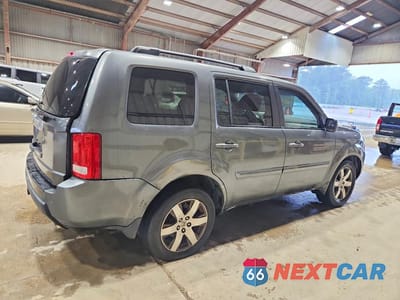 Trzecie zdjęcie samochodu z tyłu: 2011 HONDA PILOT EXLN VIN:5FNYF3H73BB043188 - miniatura