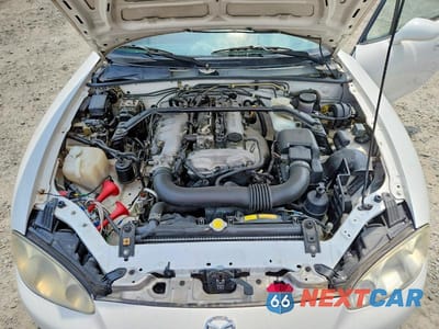 Zdjęcie 11 z 12 samochodu: 2001 MAZDA MX-5 MIATA BASE VIN:JM1NB353510207408 - miniatura