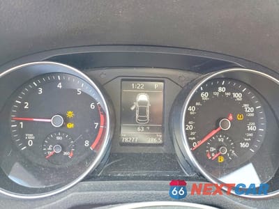 Zdjęcie 9 z 12 samochodu: 2017 VOLKSWAGEN PASSAT S VIN:1VWAT7A33HC030193 - miniatura