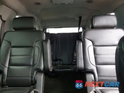Zdjęcie 10 z 13 samochodu: 2016 GMC YUKON XL DENALI VIN:1GKS2HKJXGR418793 - miniatura