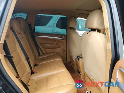 Zdjęcie 11 z 13 samochodu: 2008 PORSCHE CAYENNE VIN:WP1AA29P38LA23763 - miniatura