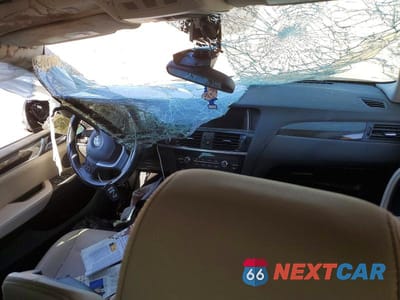 Zdjęcie 8 z 12 samochodu: 2015 BMW X3 XDRIVE28I VIN:5UXWX9C53F0D47916 - miniatura