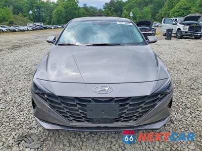 Piąte zdjęcie samochodu w środku: 2023 HYUNDAI ELANTRA LIMITED VIN:KMHLN4AJ9PU065859 - miniatura