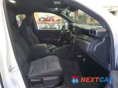 Zdjęcie 10 z 12 samochodu: 2024 TOYOTA TACOMA SR VIN:3TYJDAHN2RT006623 - miniatura