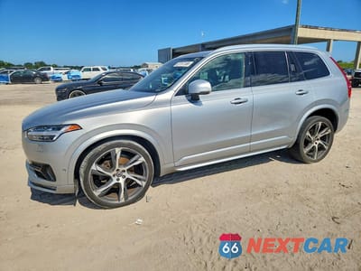 2017 VOLVO XC90 T6 YV4A22PMXH1169948 - główne zdjęcie licytacji z USA - miniatura