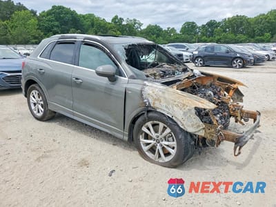 Czwarte zdjęcie samochodu z boku: 2025 AUDI Q3 PREMIUM S LINE 45 VIN:WA1DECF36S1018130 - miniatura