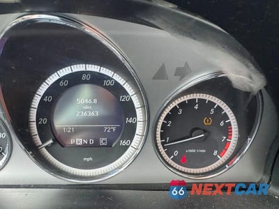 Zdjęcie 9 z 11 samochodu: 2010 MERCEDES-BENZ C 300 4MATIC VIN:WDDGF8BB9AF477573 - miniatura