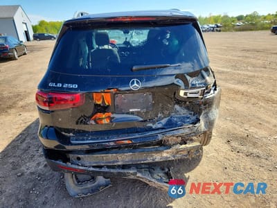 Zdjęcie 6 z 13 samochodu: 2022 MERCEDES-BENZ GLB 250 VIN:W1N4M4HB9NW245783 - miniatura