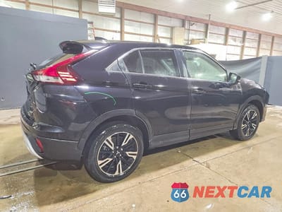 Trzecie zdjęcie samochodu z tyłu: 2024 MITSUBISHI ECLIPSE CROSS SE VIN:JA4ATWAA4RZ061618 - miniatura