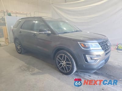 Czwarte zdjęcie samochodu z boku: 2016 FORD EXPLORER SPORT VIN:1FM5K8GT6GGB20610 - miniatura