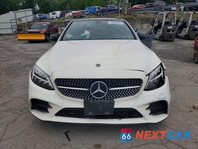 Piąte zdjęcie samochodu w środku: 2019 MERCEDES-BENZ C 300 4MATIC VIN:55SWF8EB2KU302278 - miniatura