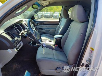 Zdjęcie 7 z 13 samochodu: 2012 TOYOTA TACOMA V6 VIN:5TFUU4EN4CX040093 - miniatura