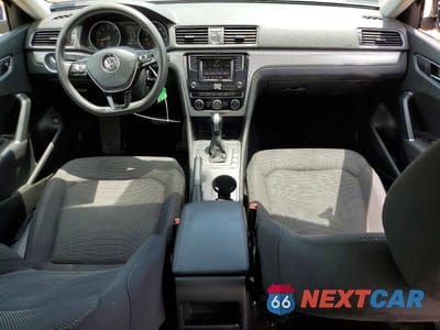Zdjęcie 8 z 12 samochodu: 2017 VOLKSWAGEN PASSAT S VIN:1VWAT7A30HC059411 - miniatura