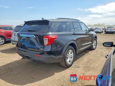 Trzecie zdjęcie samochodu z tyłu: 2020 FORD EXPLORER XLT VIN:1FMSK8DH1LGD14040 - miniatura