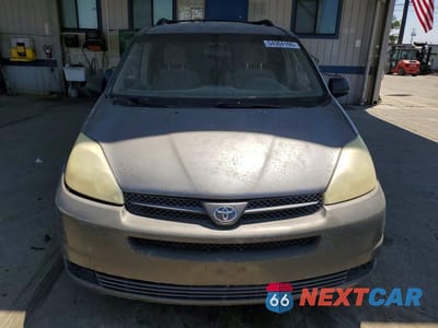 Piąte zdjęcie samochodu w środku: 2005 TOYOTA SIENNA LE 8 PASSENGER VIN:5TDZA23C65S298094 - miniatura