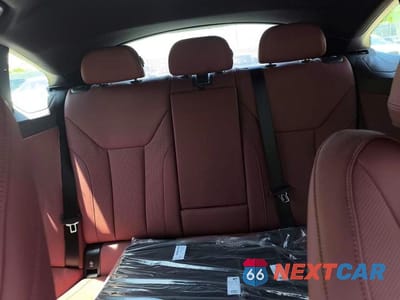 Zdjęcie 11 z 14 samochodu: 2026 BMW I4 XDRIVE 40 VIN:WBY43HD02TFW50837 - miniatura