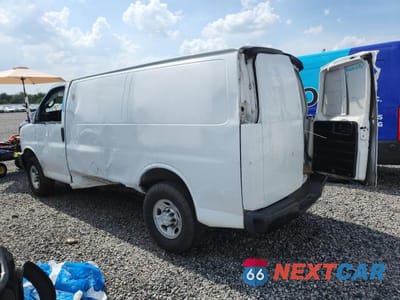 Drugie zdjęcie samochodu z przodu: 2021 CHEVROLET EXPRESS G2500 VIN:1GCWGAFPXM1266450 - miniatura