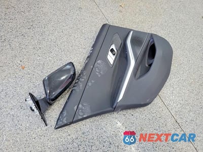 Zdjęcie 12 z 13 samochodu: 2021 BMW 330XI VIN:3MW5R7J05M8B63092 - miniatura