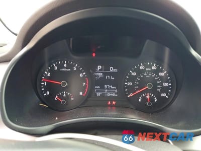 Zdjęcie 9 z 12 samochodu: 2019 KIA RIO S VIN:3KPA24AB9KE158742 - miniatura