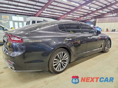 Trzecie zdjęcie samochodu z tyłu: 2019 KIA STINGER BASE VIN:KNAE15LA0K6051161 - miniatura
